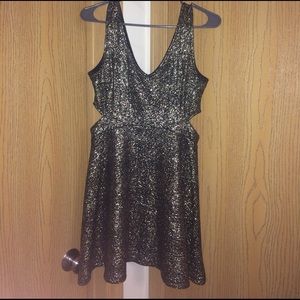 Hold sequin party dress