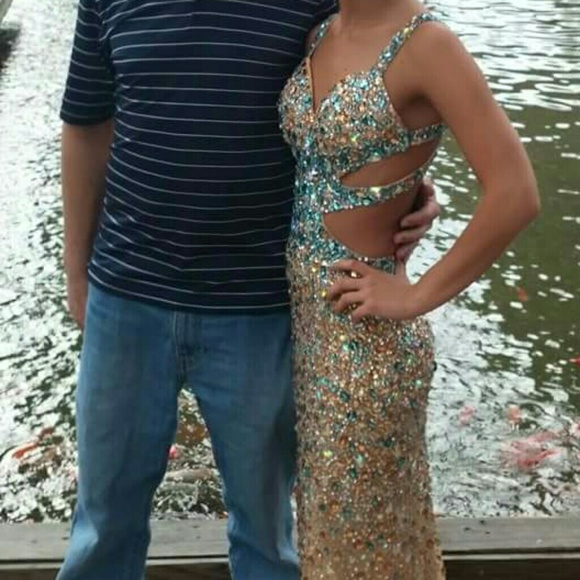 Dresses & Skirts - Prom dress