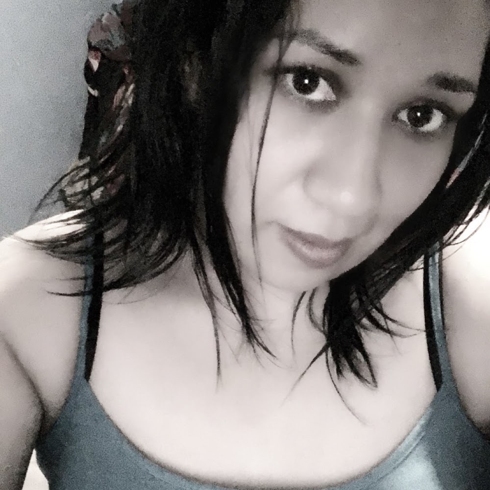 Meet your Posher, Esperanza