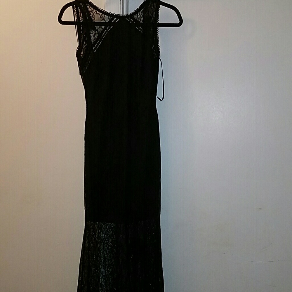 SALE! SEXY Black open back lace dress NWT