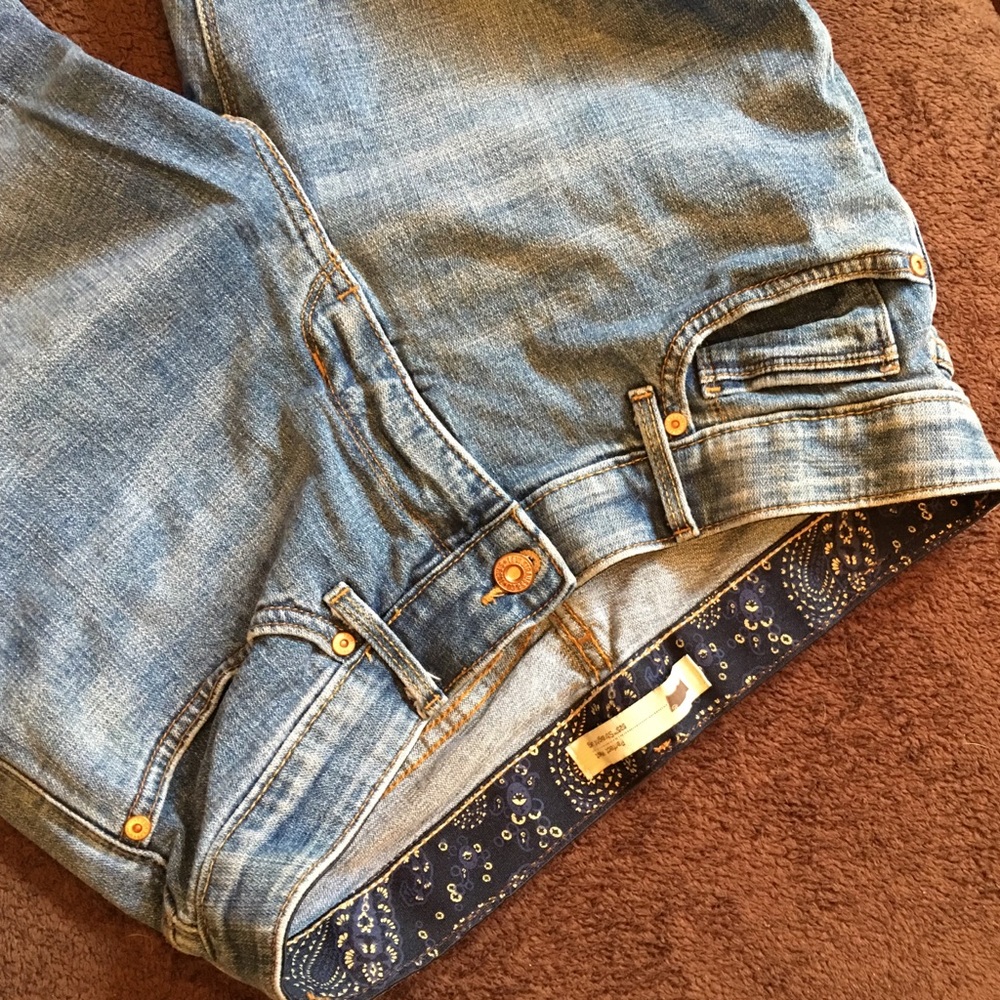 Levi Perfect Waist 525 Straight Leg Jeans Size 10M