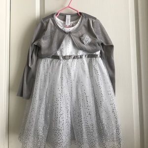 White Dress 4t