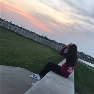 Meet your Posher, Hadil