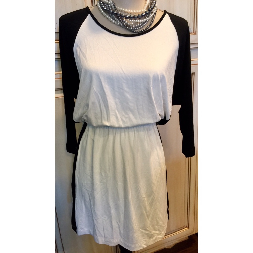 NWT Banana Republic Baseball Sleeve T-Shirt Dress