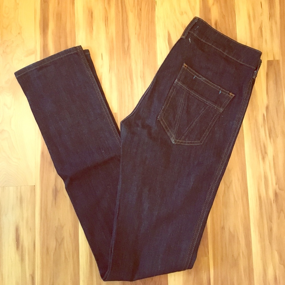 High waisted jeans