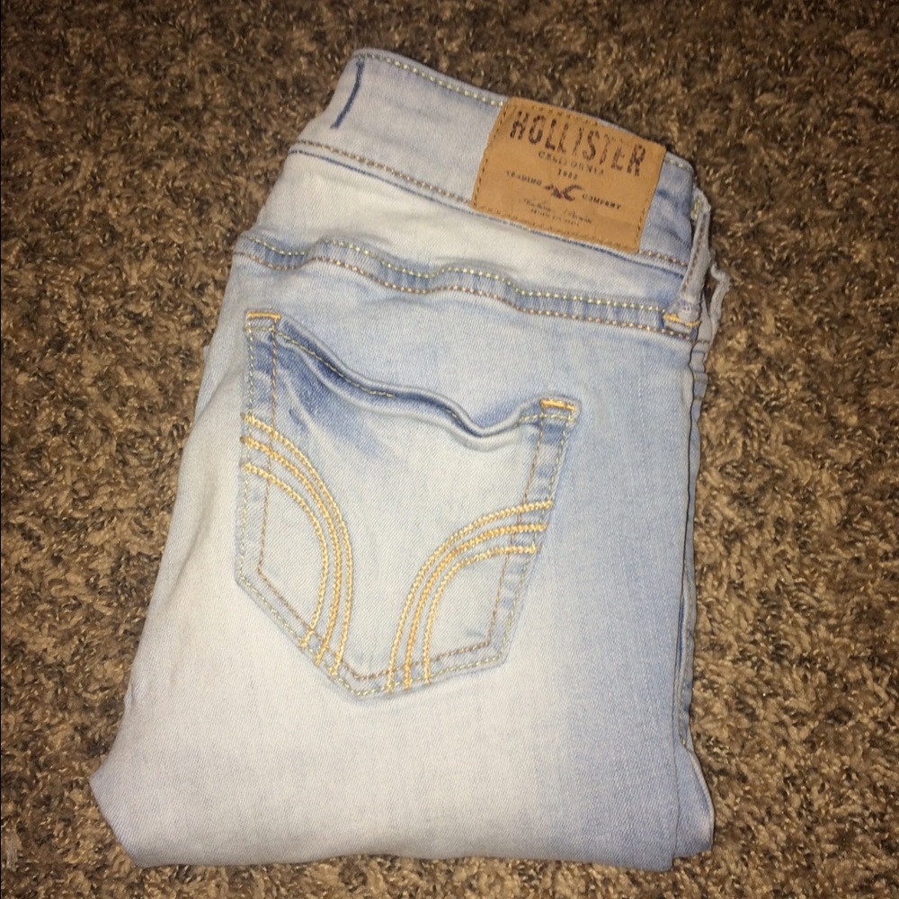 Hollister light wash jeans size 1S