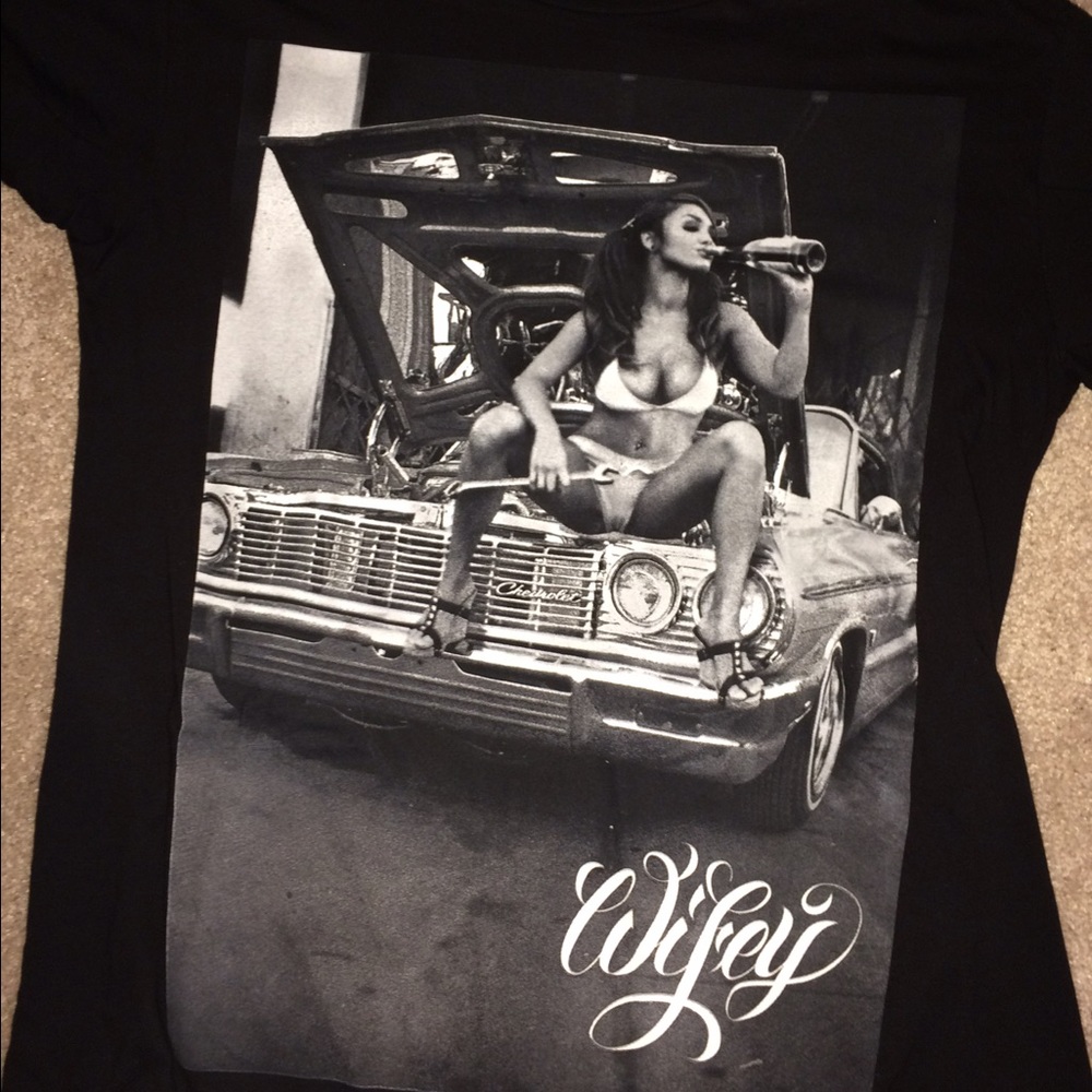Tits brand tee