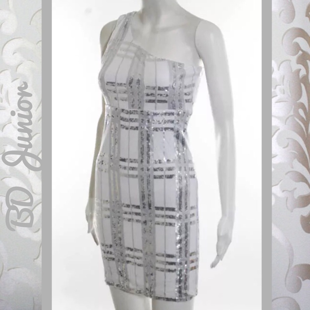 BD JUNIOR Chic Wht/Silver Sequin 1-Shoulder Dress