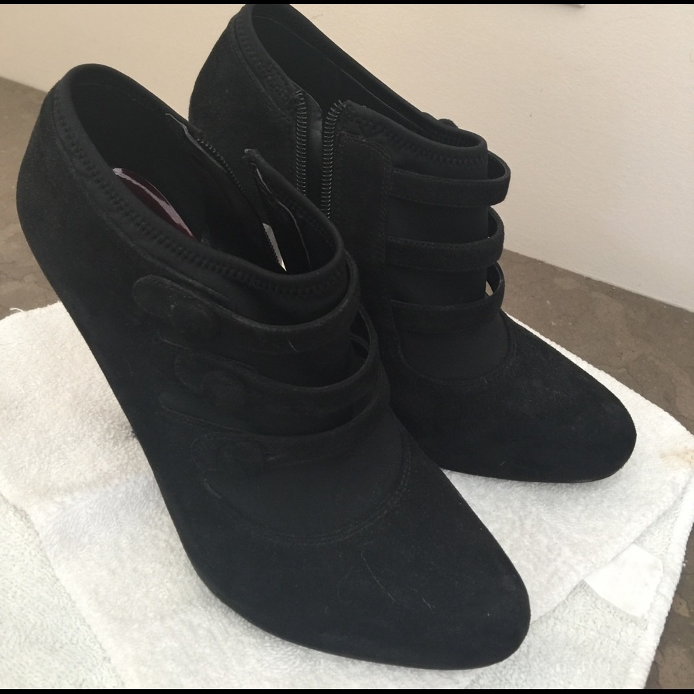 Jessica Simpson suede black bootie heels