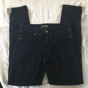Dark wash jeggings