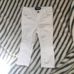 Old navy white skinny jeans 18-24m