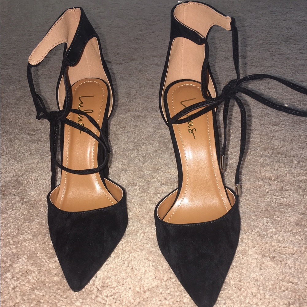 Shoes - Picture 3 of 3