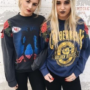 Rose embroidered crew neck