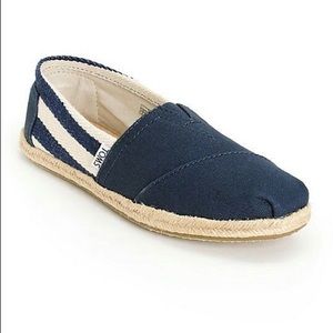 Toms Navy with stripes