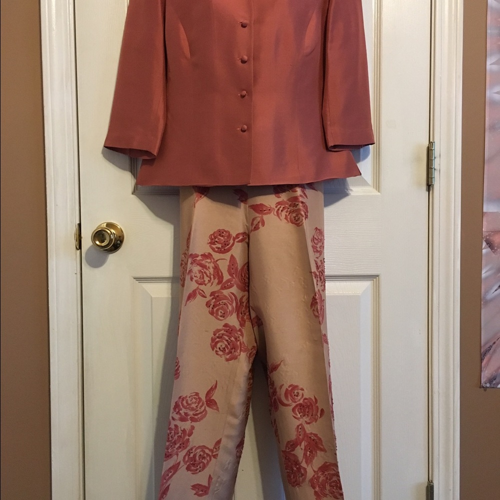 Spring Pantsuit. Will sell entire outfit.