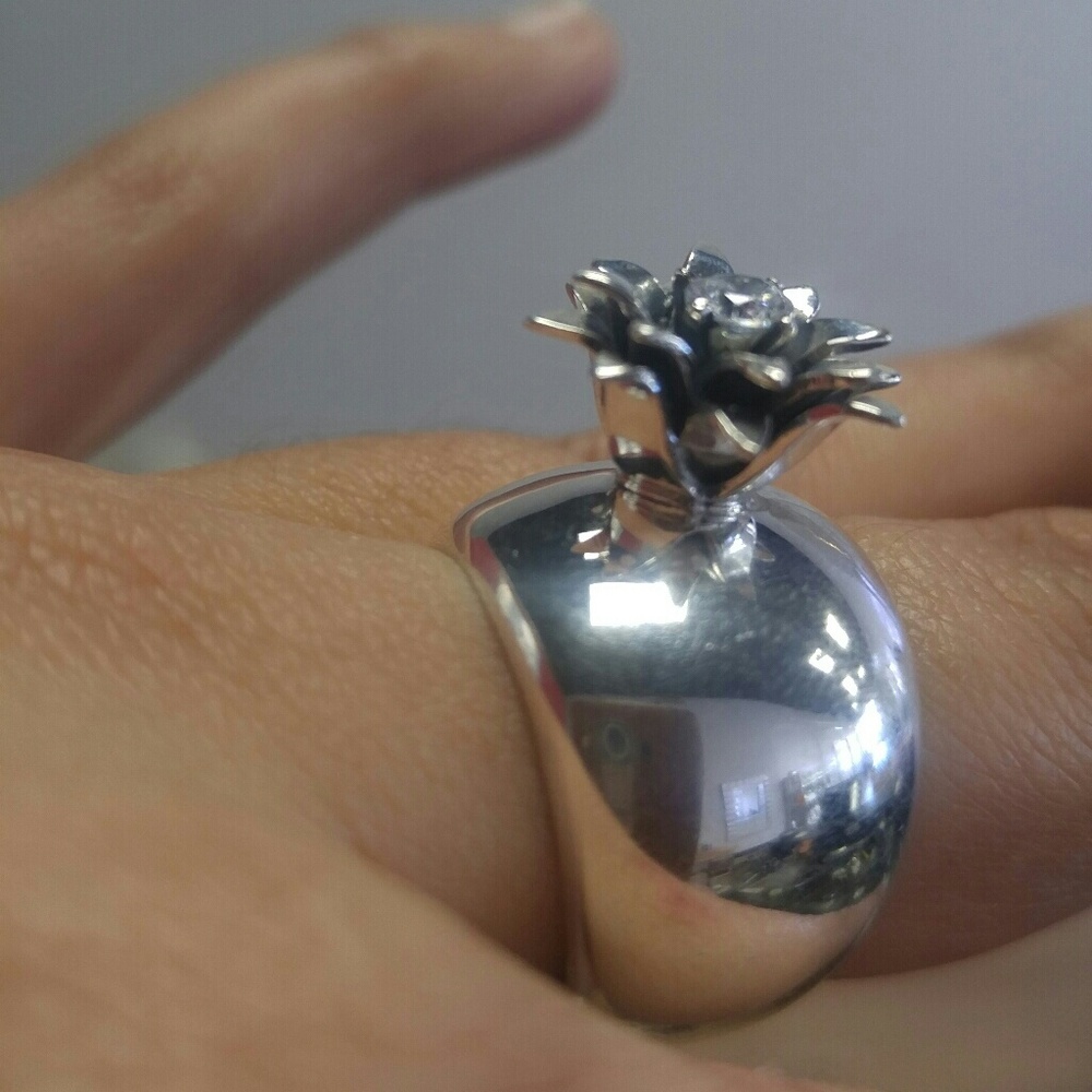 Sterling crystal flower cocktail ring