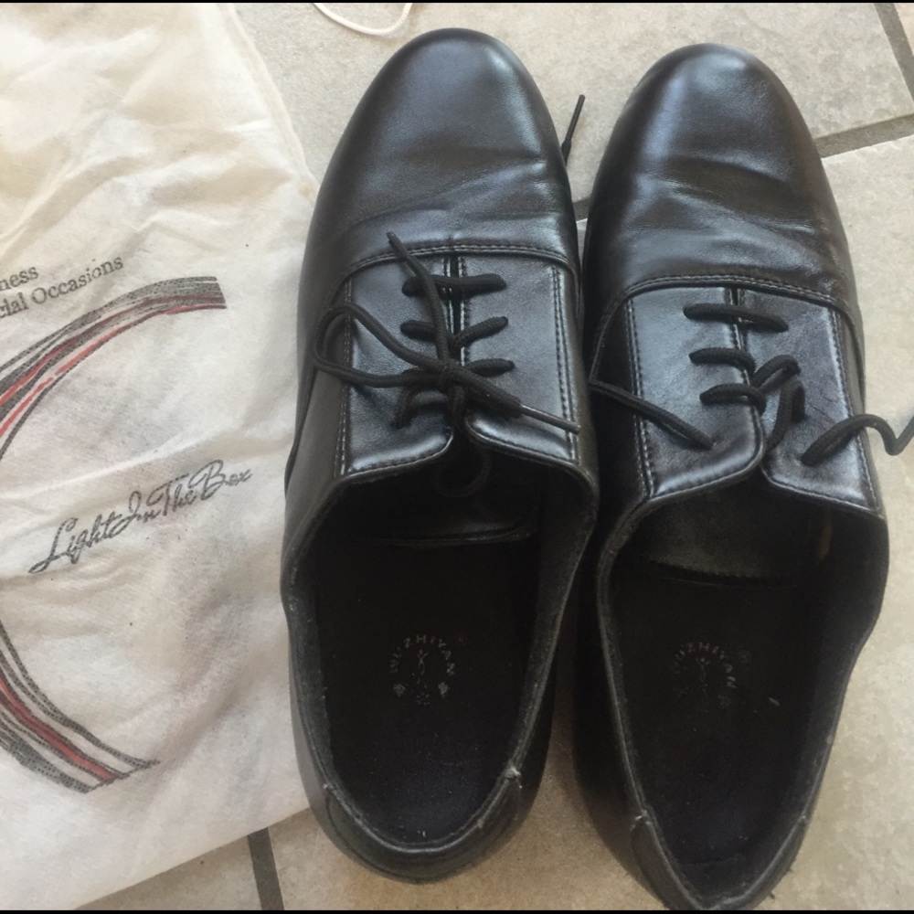 Mens dance shoes