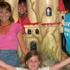 Meet your Posher, Joanie