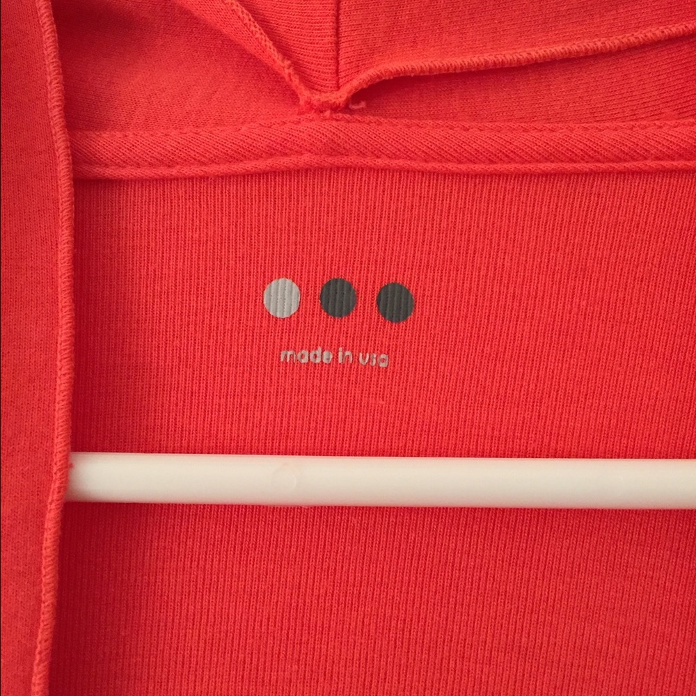 Red sweater - Picture 2 of 3