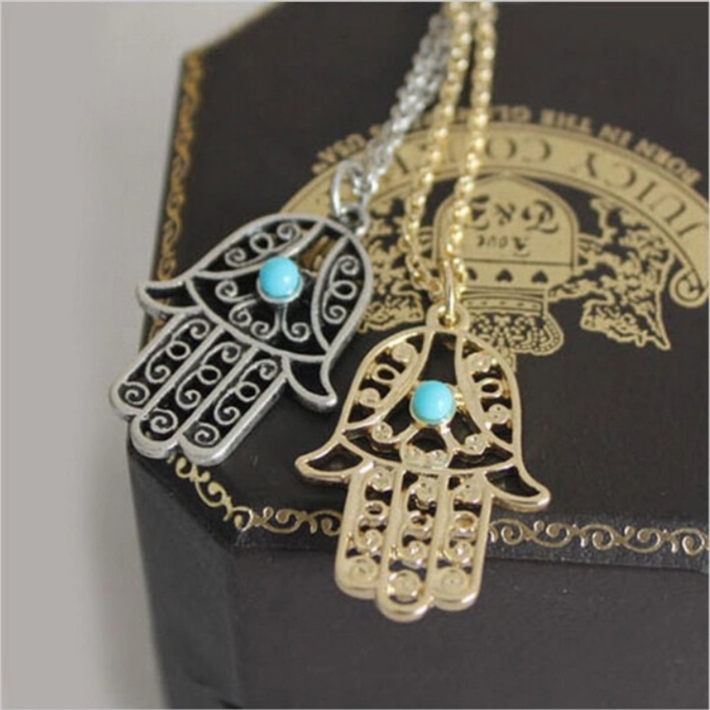 Last one! Silver Filigree Hamsa Pendant Necklace - Picture 3 of 5