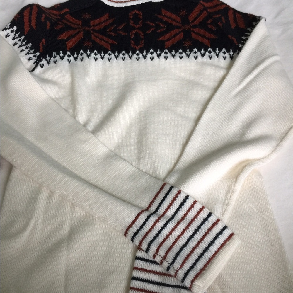 Obermeyer turtleneck cozy sweater!