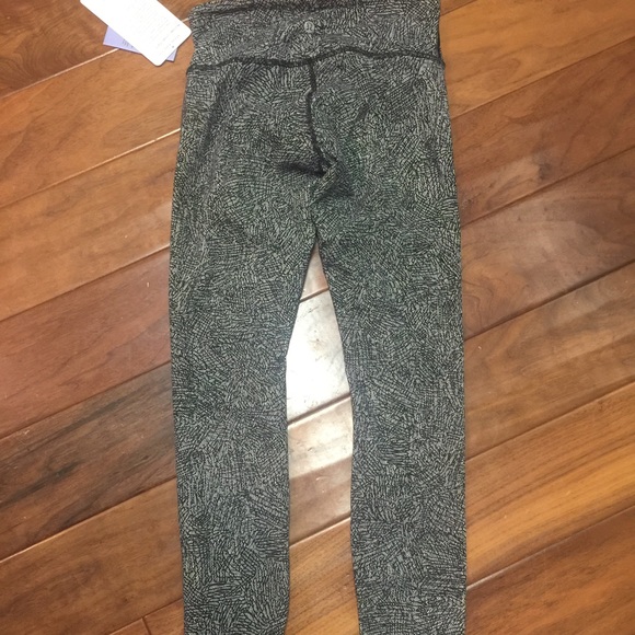 Lululemon wunder under pant black white size 4 - Picture 2 of 5