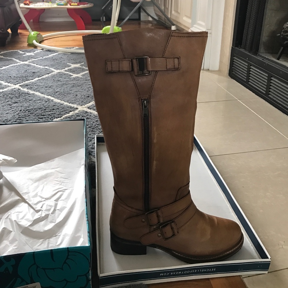 Seychelles NIB so 8 Hold My Hand tan leather boot.