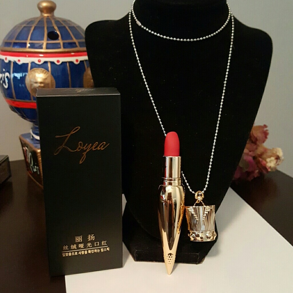 LAST ONE MATTE LIPSTICK  NECKLACE/BAG CHARM - Picture 2 of 5