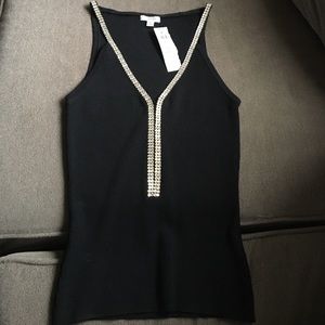 Size M Elegant sleeveless sweater