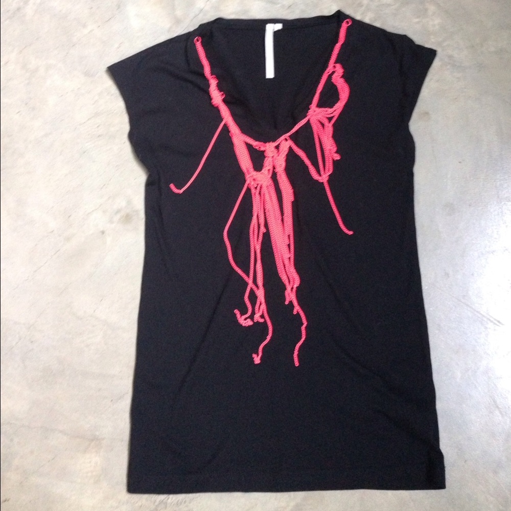 RACHEL Rachel Roy Black Top w/ Pink Chain