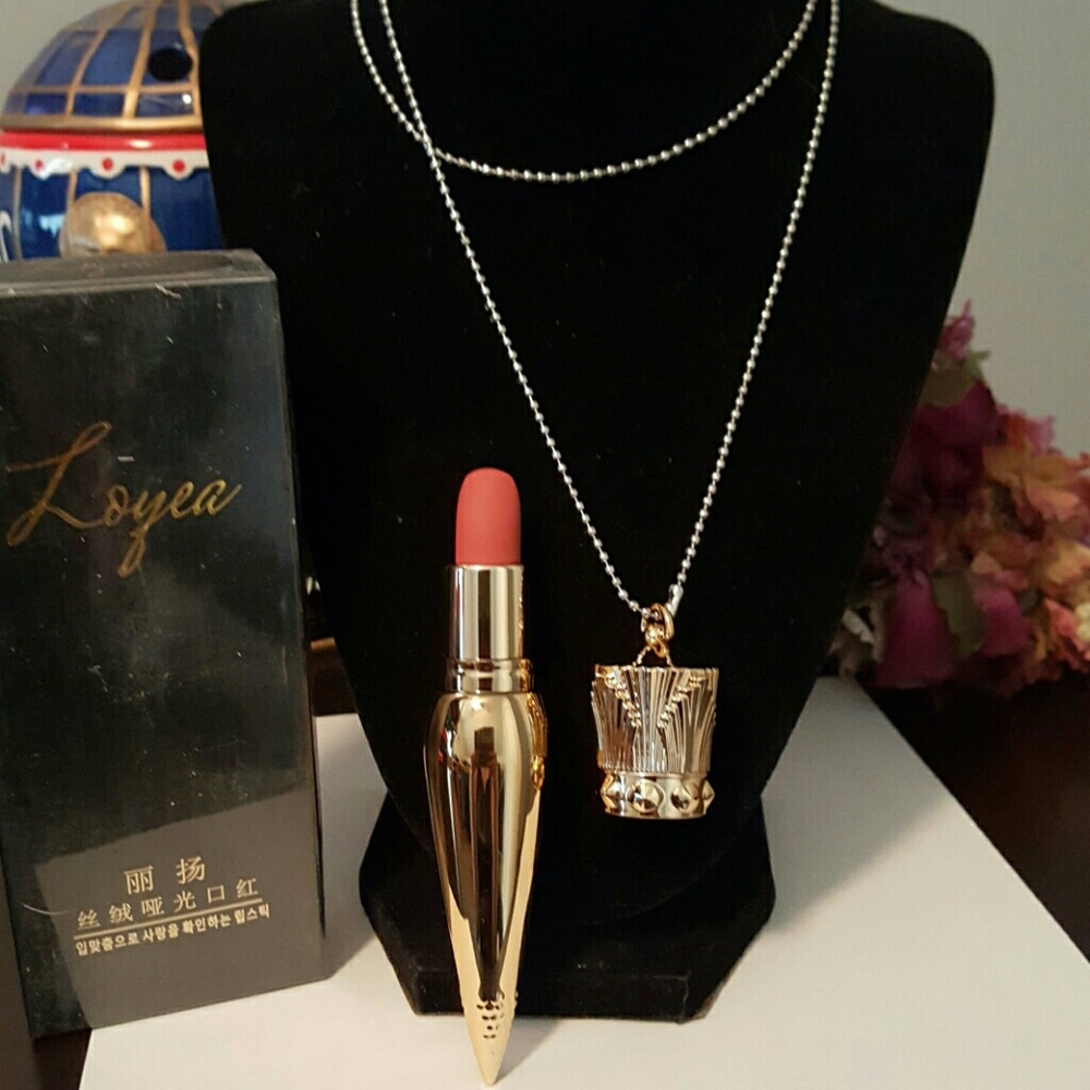 LAST ONE MATTE LIPSTICK NECKLACE OR BAG CHARM - Picture 2 of 4