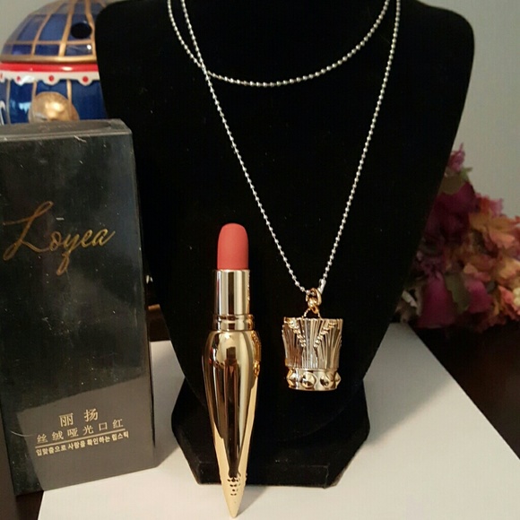 LAST ONE MATTE LIPSTICK NECKLACE OR BAG CHARM - Picture 2 of 4