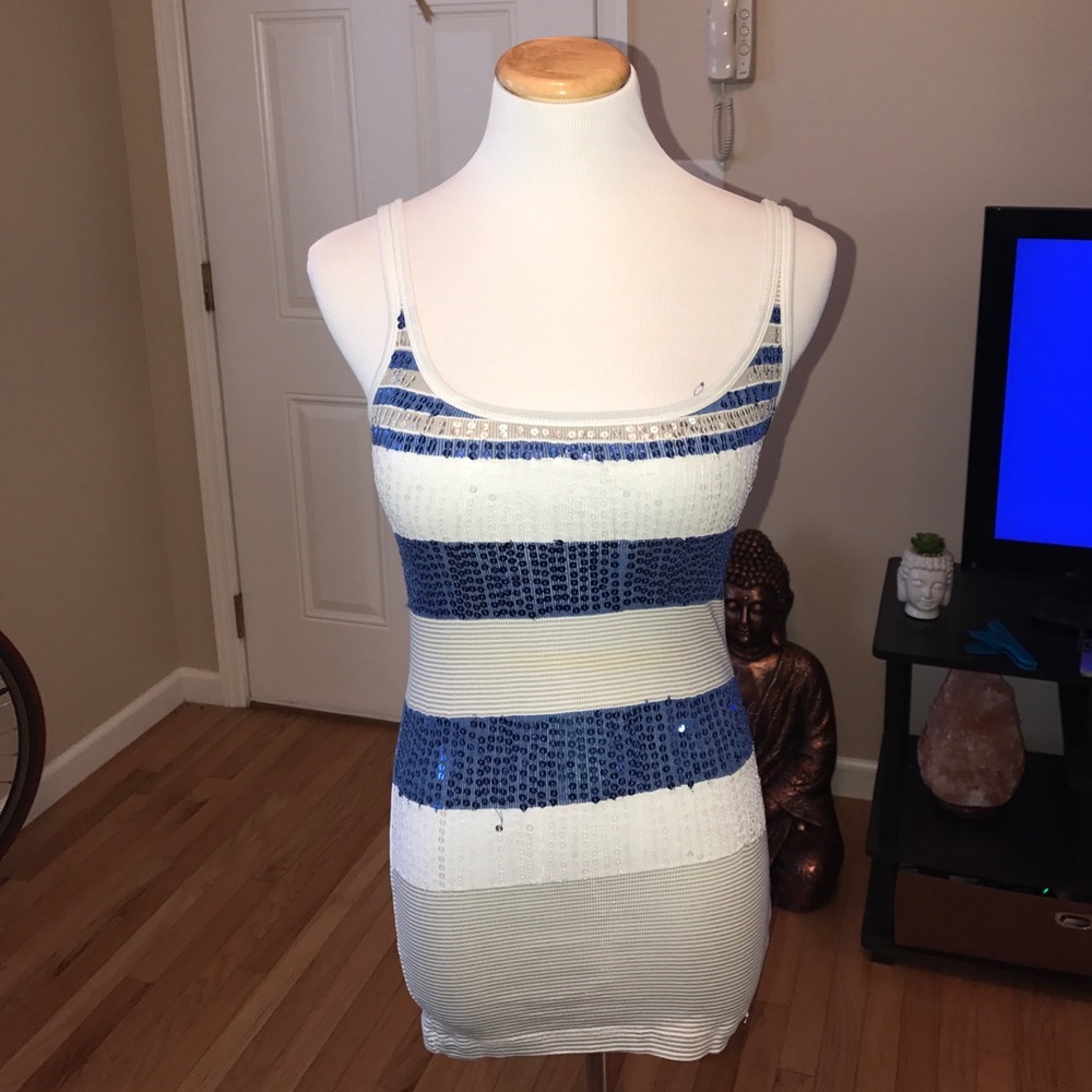 Long sequence tank top