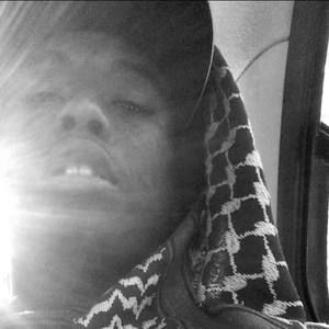 Meet your Posher, Bakari