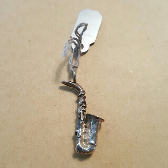 *RARE* 1970's-80's Vintage Sterling Sax Charm - Picture 3 of 3