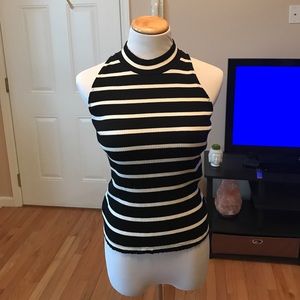 ‼️ FINAL SALE ‼️Xo sleeveless Top With Mesh Back