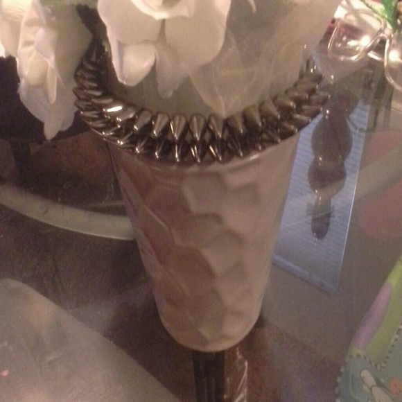 Necklace - Picture 3 of 4