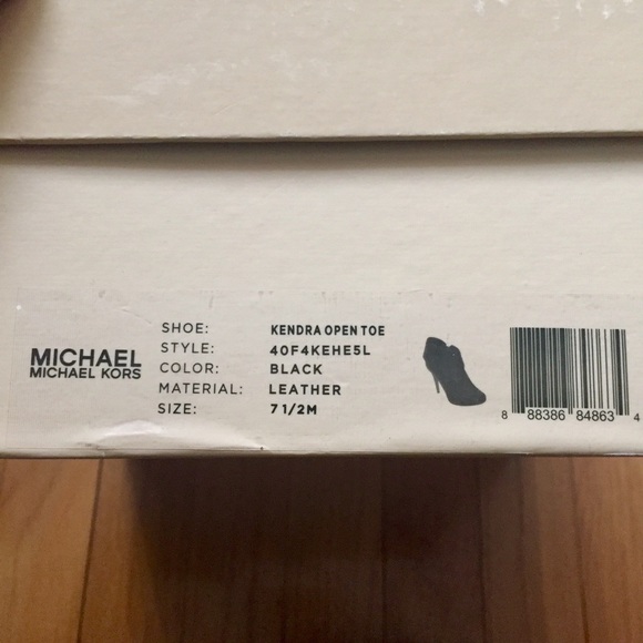 ❤🖤Michael Kors Ankle Boots🖤❤ - Picture 7 of 8