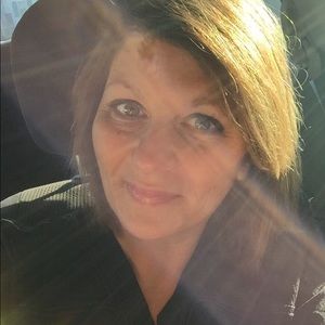 Meet your Posher, Meredith