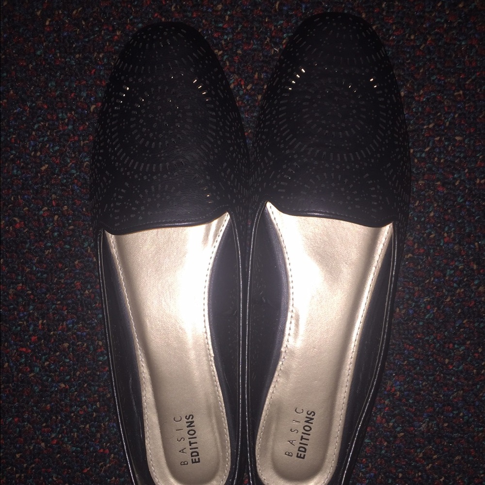 Basic editions flats.