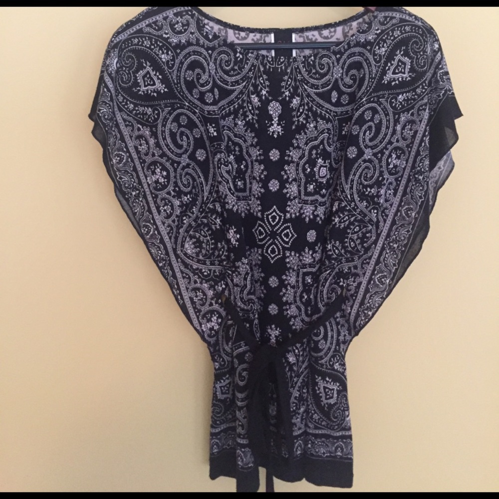 Black and white dressy blouse