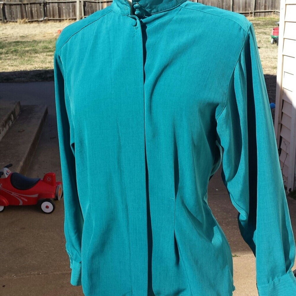 Teal/ turquoise