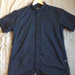 Publish Valerio button up