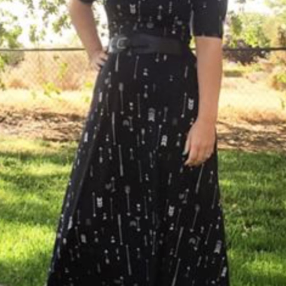 Major, Major ISO Lularoe Ana Dress!!! Med/Lg