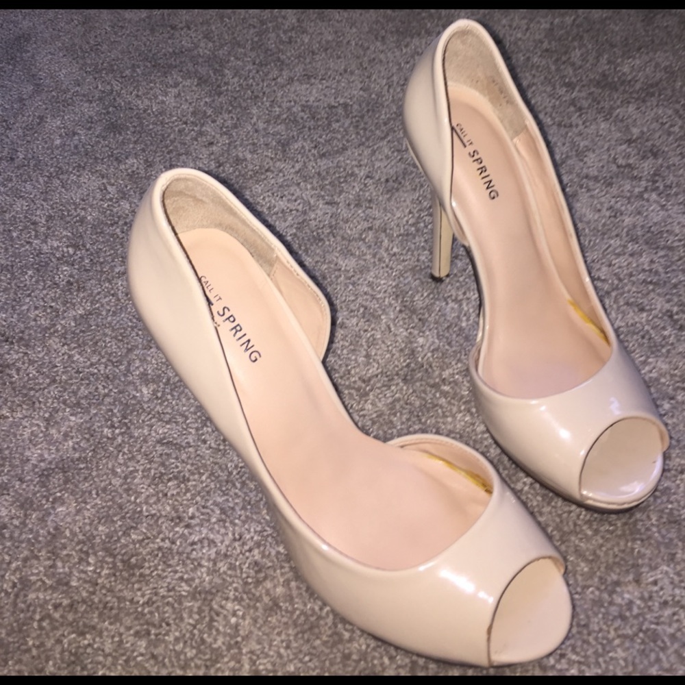 Nude heels!