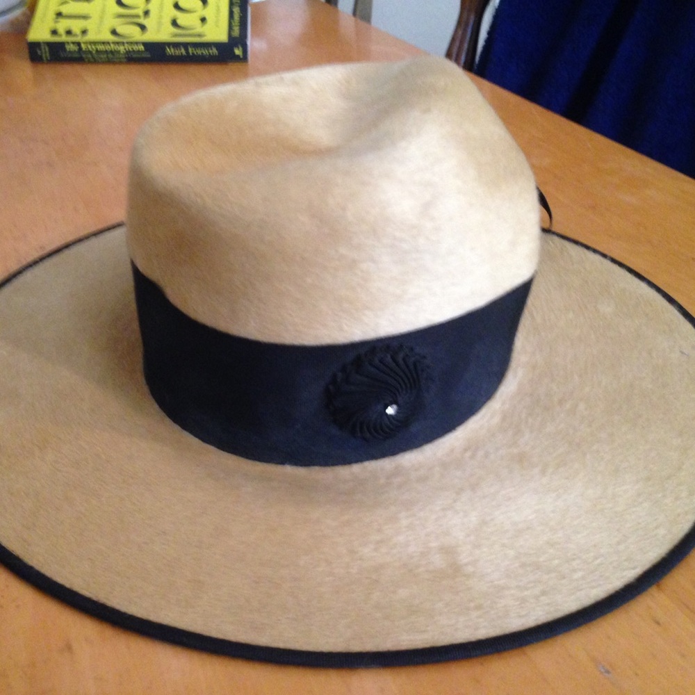 Camel hair flat brimmed sun hat made in Italy
