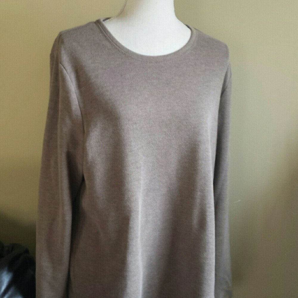 ⚪️BROWN SWEATER