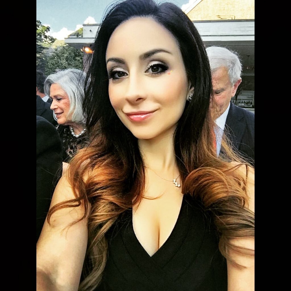 Meet your Posher, Laura