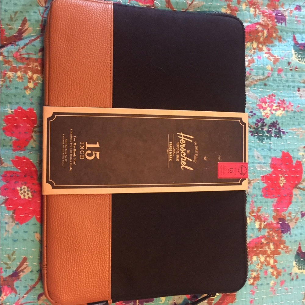 Herschel Laptop Case for MacBook Pro 15 inch