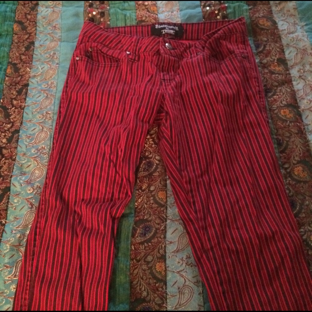 Like new Skelanimals red and black striped jeans
